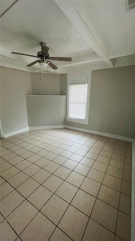 805 South Tyler Street, Unit 3 Dallas, TX 75208 - Photo 6 of 13 a view of a livingroom and window