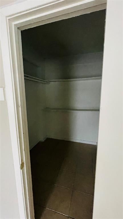 805 South Tyler Street, Unit 3 Dallas, TX 75208 - Photo 8 of 13 view of a small space