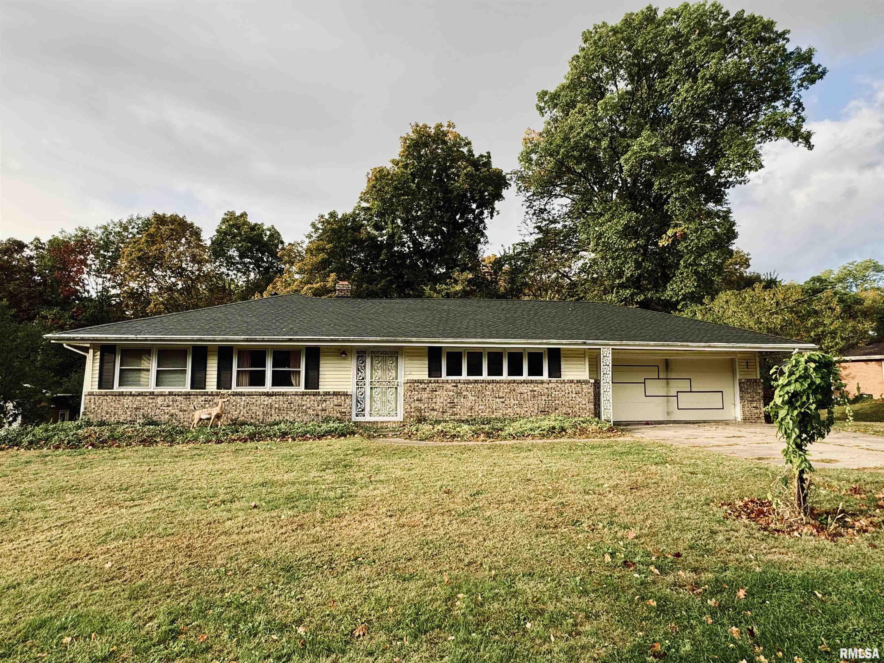 5125 South Alaska Road Peoria, IL 61607 - Photo 2 of 49 Gallery Image 2