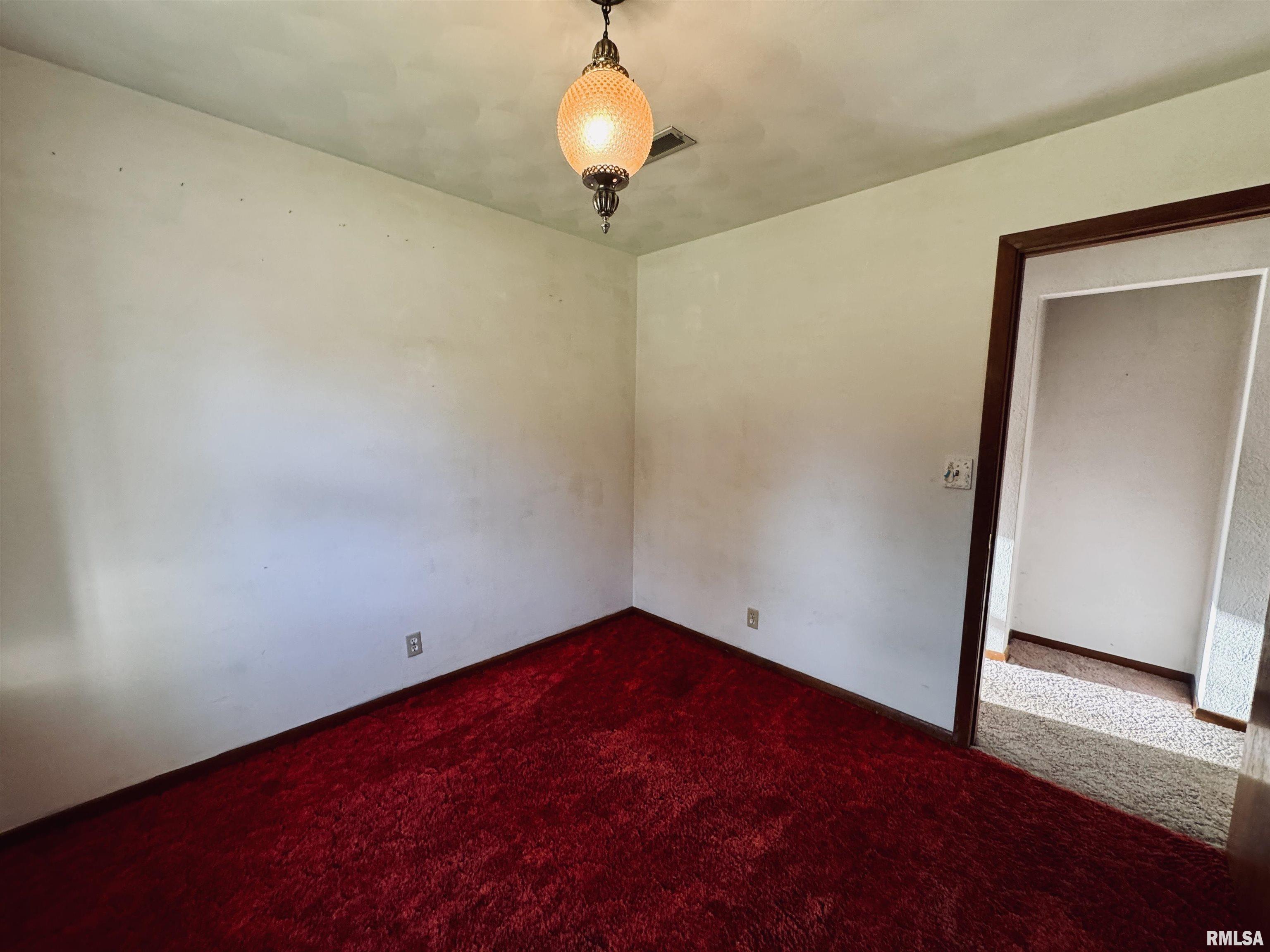 5125 South Alaska Road Peoria, IL 61607 - Photo 33 of 49 Gallery Image 33