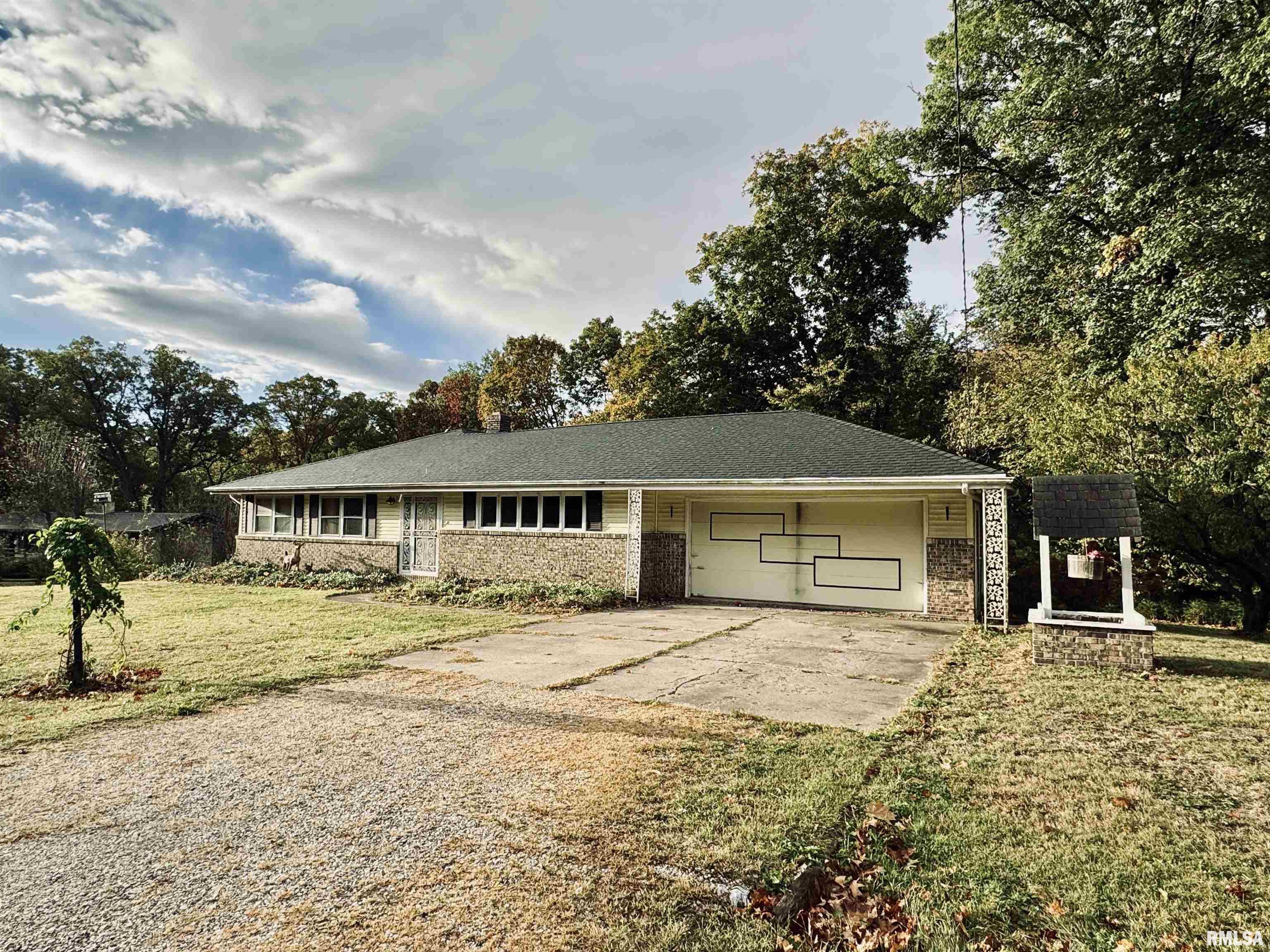 5125 South Alaska Road Peoria, IL 61607 - Photo 6 of 49 Gallery Image 6