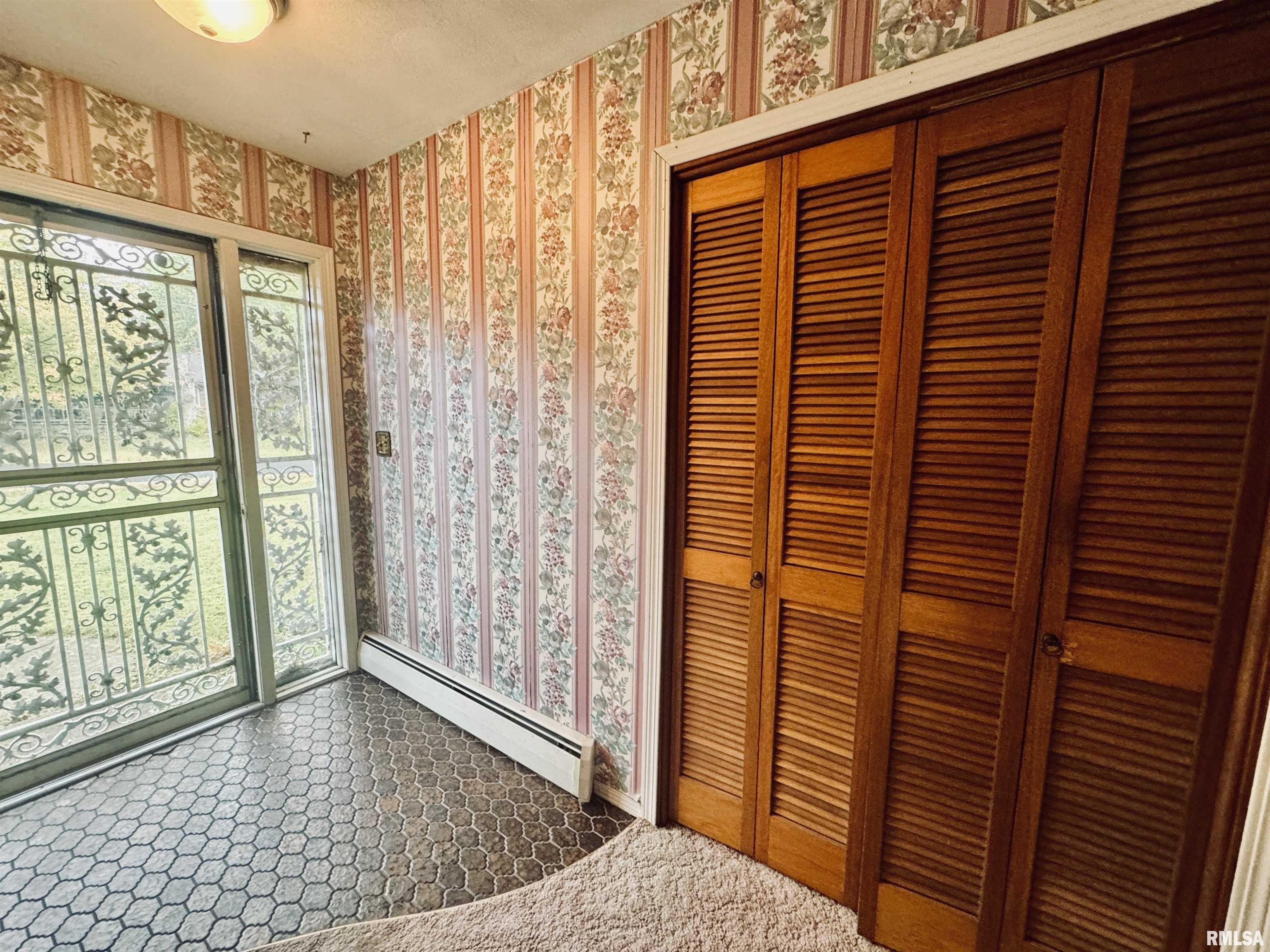 5125 South Alaska Road Peoria, IL 61607 - Photo 7 of 49 Gallery Image 7