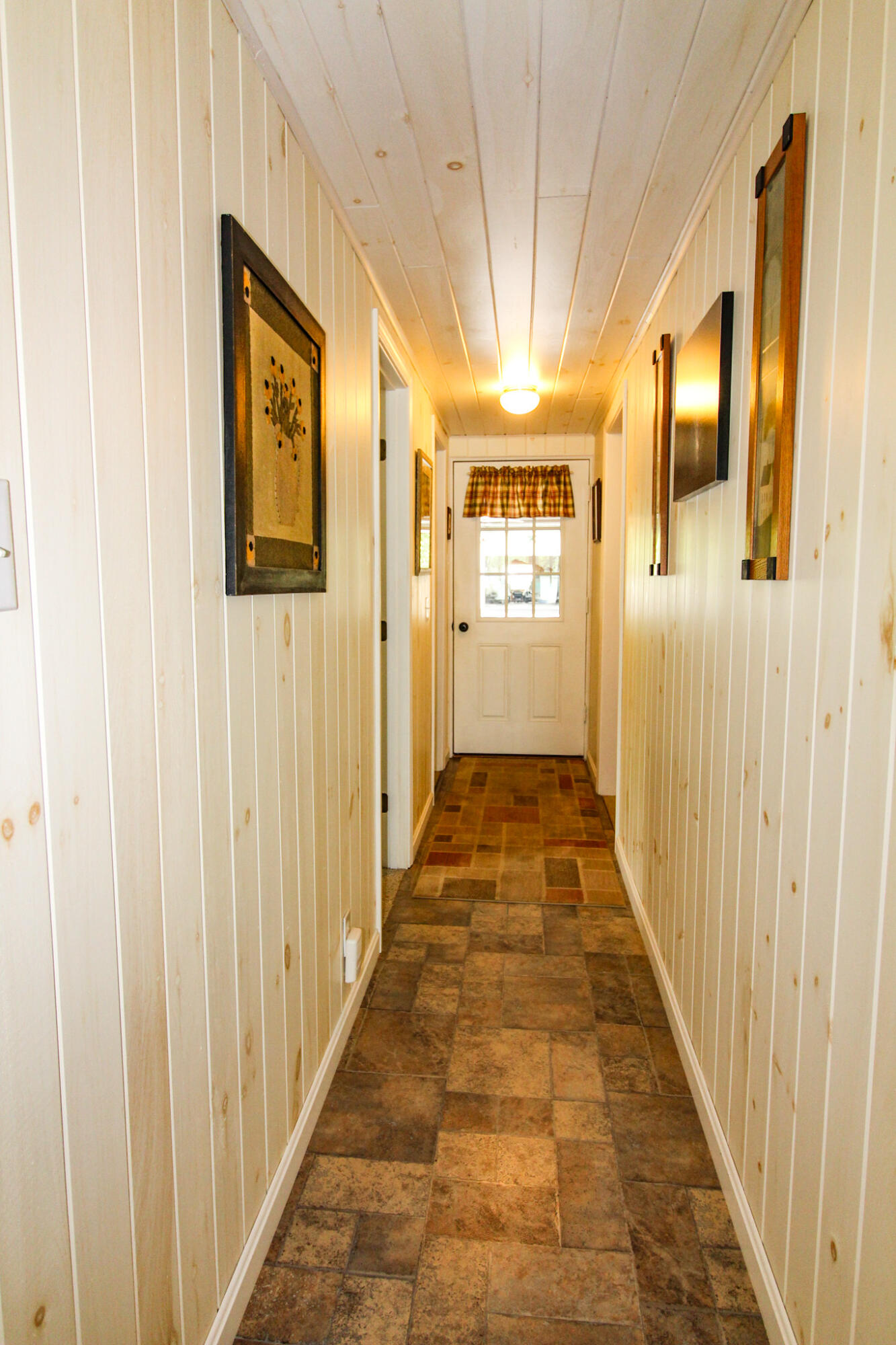 421 Gore Road Bryant Pond, ME 04219 - Photo 41 of 55 Hallway