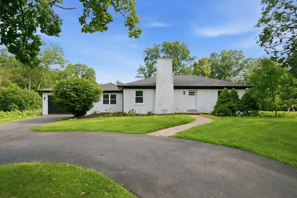 $675,000 | 75 Brookdale Lane, Palatine, IL 60067