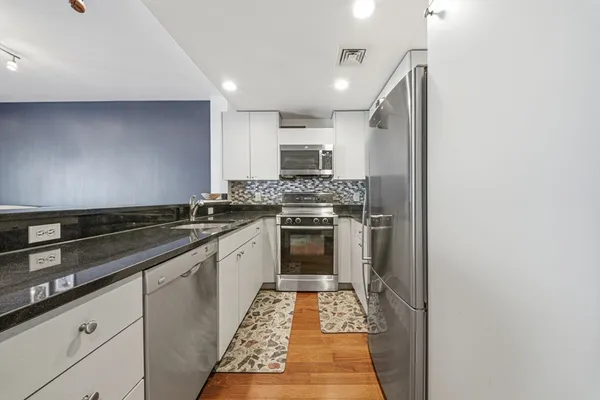 $850,000 | 533 Cambridge Street, Unit 105, Boston, MA 02134