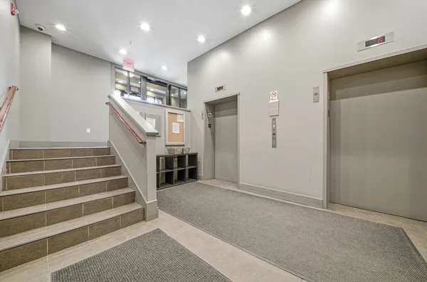 $850,000 | 533 Cambridge Street, Unit 105, Boston, MA 02134