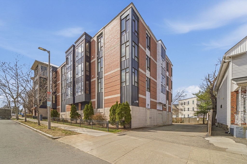 533 Cambridge Street, Unit 105 Boston, MA 02134 - Photo 36 of 42