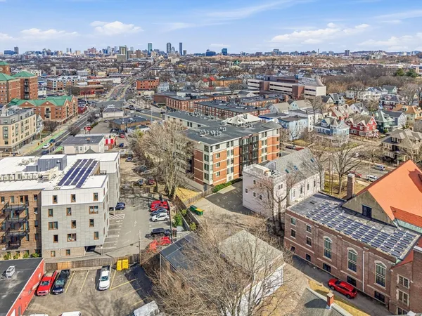 $850,000 | 533 Cambridge Street, Unit 105, Boston, MA 02134