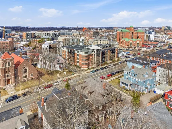 $850,000 | 533 Cambridge Street, Unit 105, Boston, MA 02134