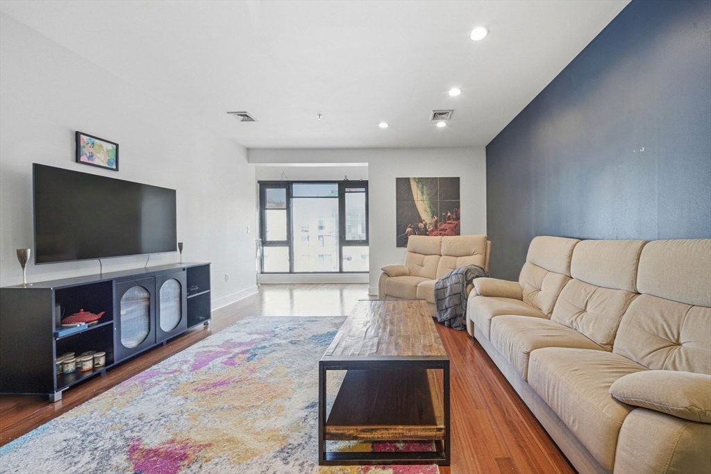 533 Cambridge Street, Unit 105 Boston, MA 02134 - Photo 6 of 42