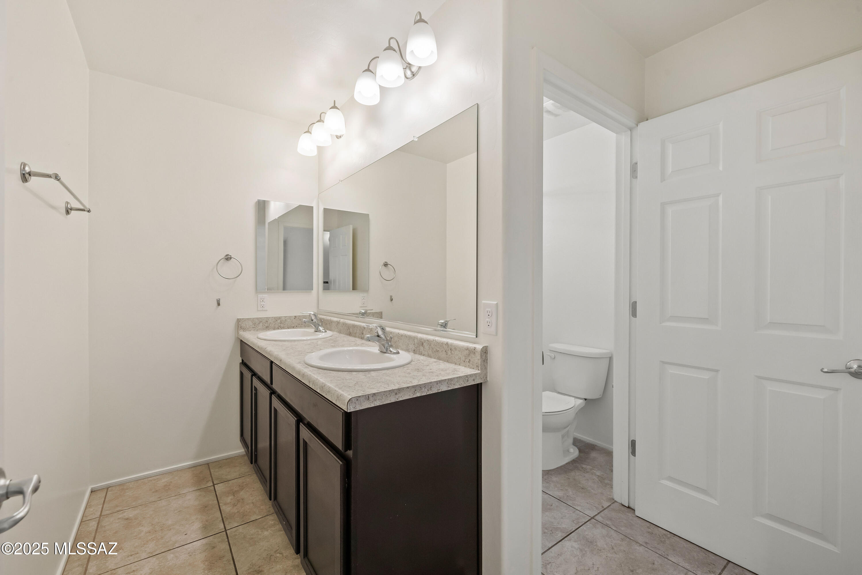 8889 East Abrams Loop Tucson, AZ 85710 - Photo 21 of 24