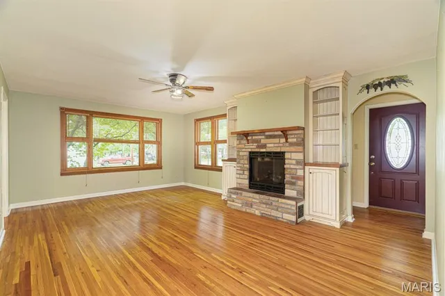 $259,900 | 202 Cartall Street, St. James, MO 65559