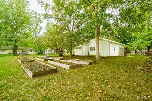 $259,900 | 202 Cartall Street, St. James, MO 65559