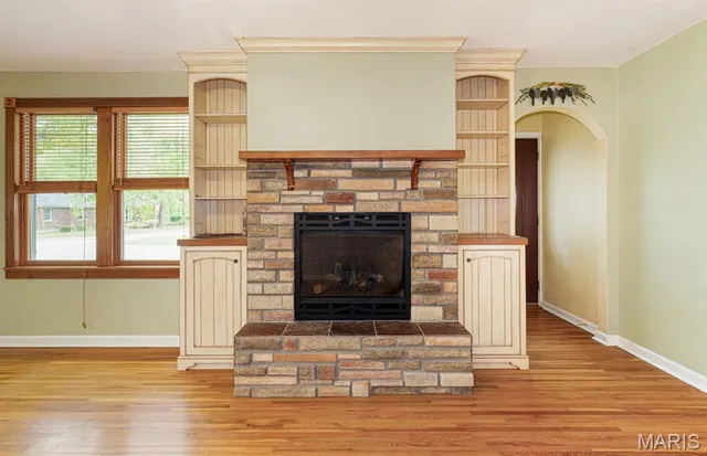 $259,900 | 202 Cartall Street, St. James, MO 65559