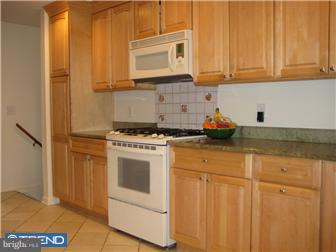 139 Randall Road Princeton, NJ 08540 - Photo 5 of 9 Kitchen
