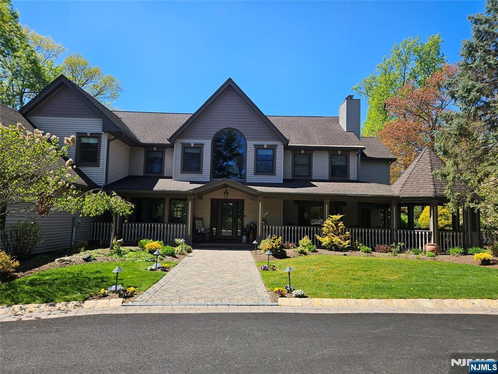 285 Chestnut Ridge Road Woodcliff Lake, NJ 07677 - Photo 1 of 46