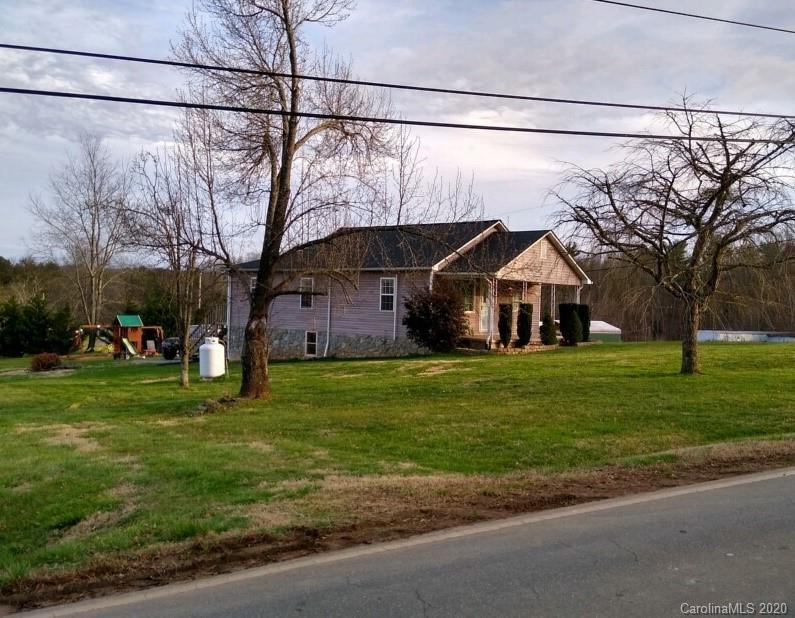 192 Bryant Road Morganton, NC 28655 - Photo 3 of 17 Gallery Image 3