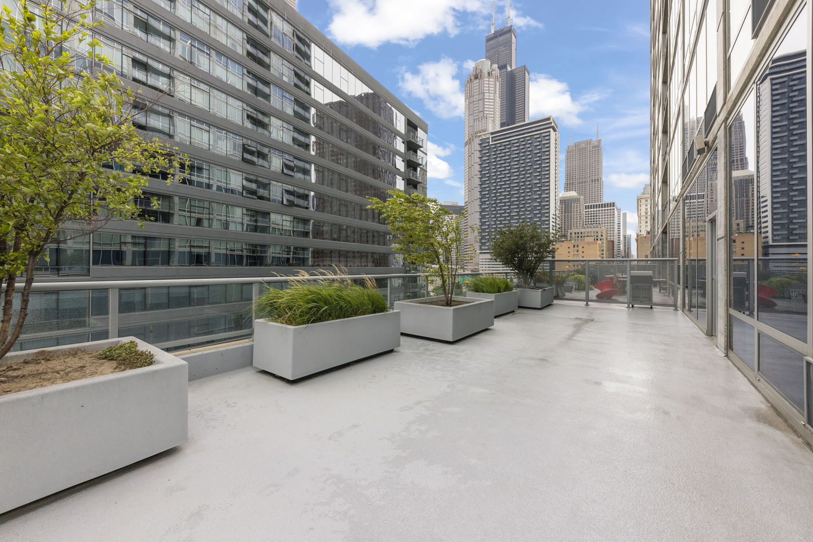 611 South Wells Street, Unit 2402 Chicago, IL 60607 - Photo 20 of 33