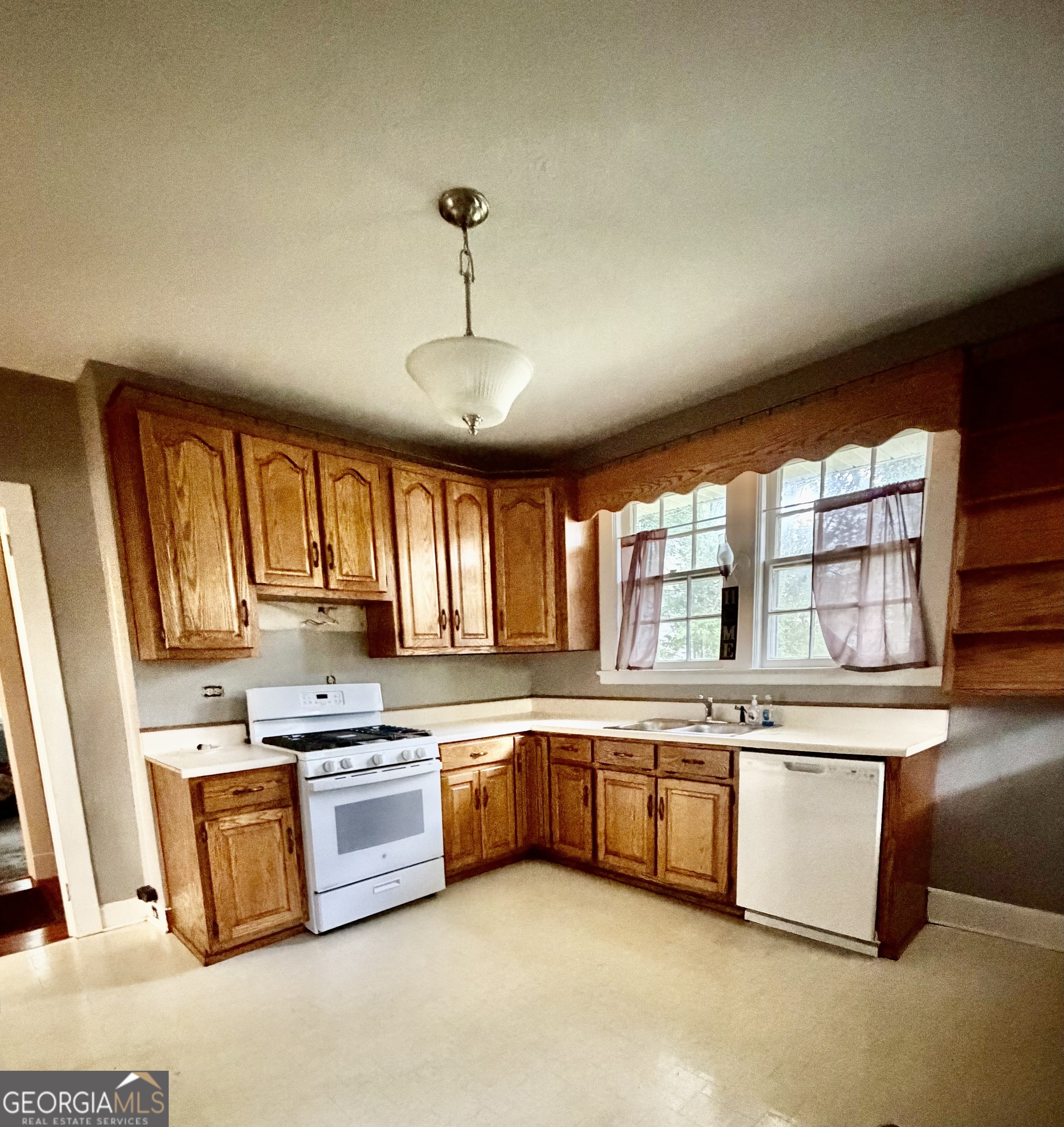 11 Ash Street Northeast Rome, GA 30161 - Photo 6 of 10