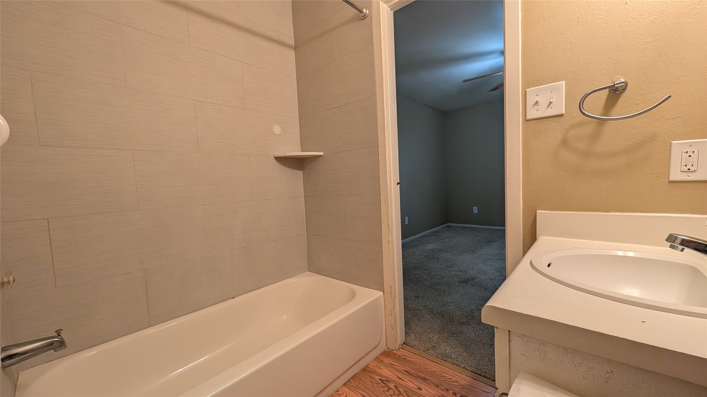 9 Raccoon Lane Spring, TX 77380 - Photo 13 of 25