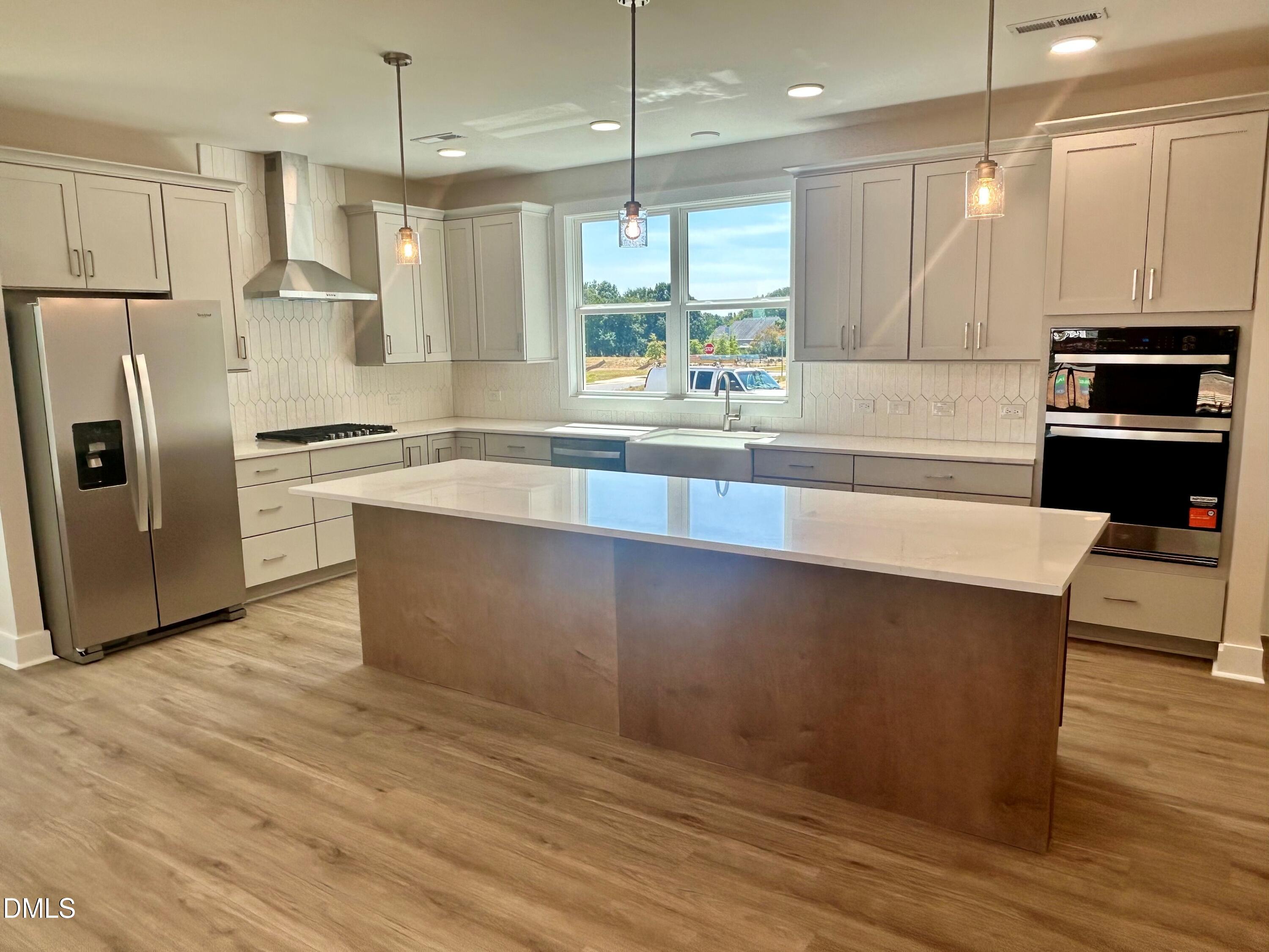 826 Fireship Road Fuquay-Varina, NC 27526 - Photo 2 of 24 Kitchen