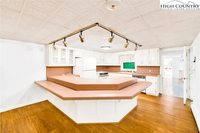 a very nice looking room