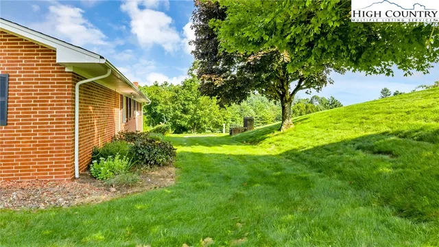 $599,000 | 354 Old Wilkes Road, Jefferson, NC 28640