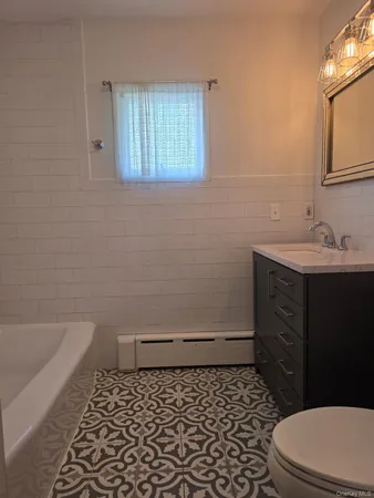 $4,000 | 96 Main Street, Unit 2, Tarrytown, NY 10591