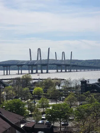 $4,000 | 96 Main Street, Unit 2, Tarrytown, NY 10591