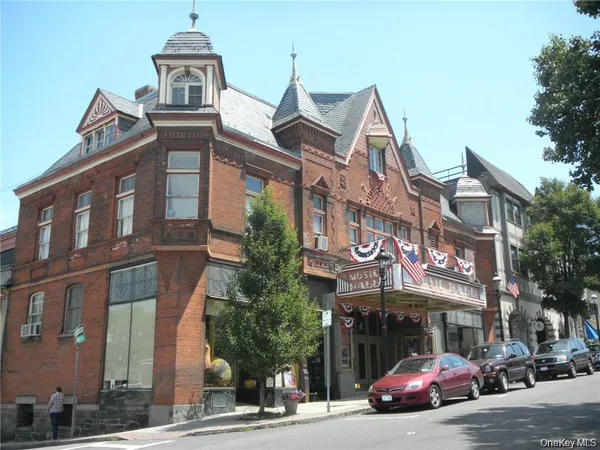 $4,000 | 96 Main Street, Unit 2, Tarrytown, NY 10591