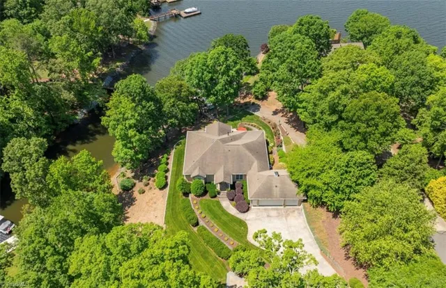 $1,488,000 | 223 Periwinkle Lane, Lexington, NC 27292