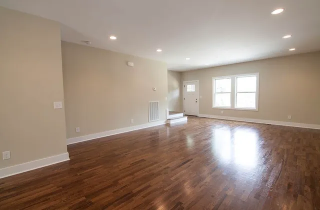 $3,300 | 2439 Inga Street, Nashville, TN 37206