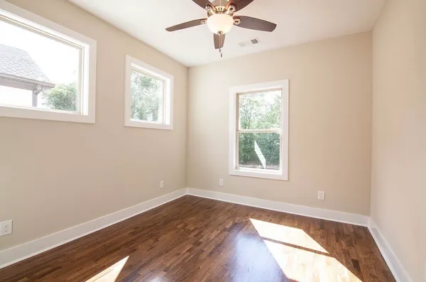 $2,850 | 2439 Inga Street, Nashville, TN 37206