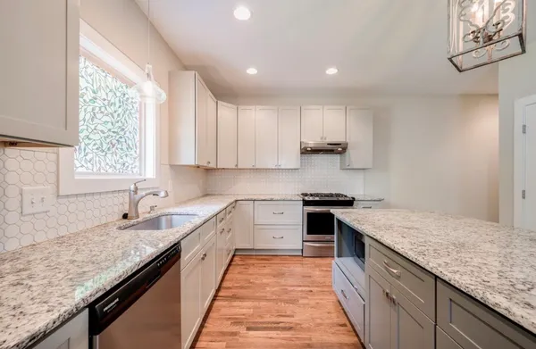 $2,850 | 2439 Inga Street, Nashville, TN 37206