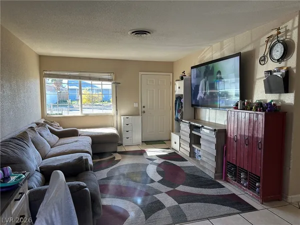 $345,000 | 233 Ash Street, Henderson, NV 89015