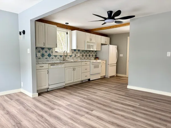 $250,000 | 515 Eastern Avenue, Augusta, ME 04330