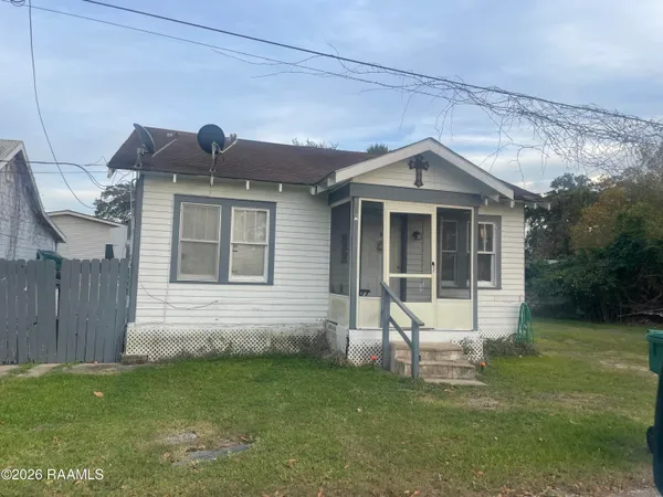 $120,000 | 303 South Washington Street, Broussard, LA 70518