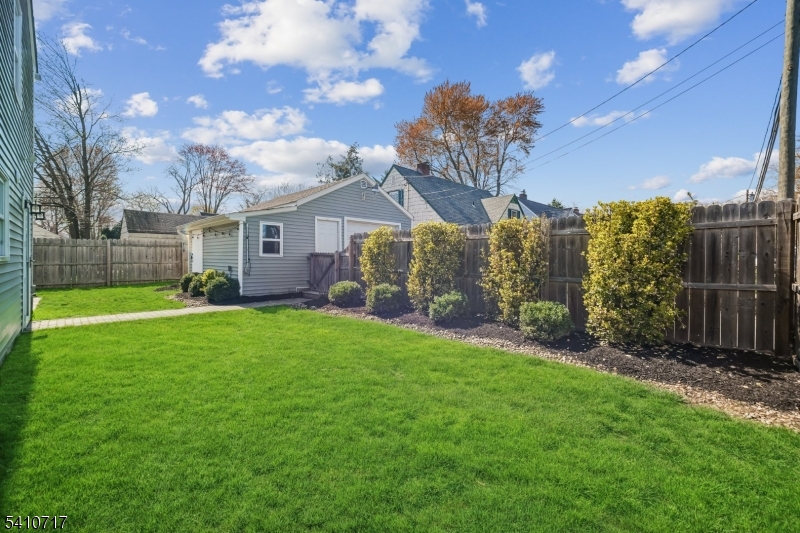 126 Greenbrook Road Green Brook, NJ 08812 - Photo 39 of 42