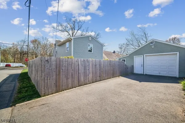 $559,000 | 126 Greenbrook Road, Green Brook, NJ 08812