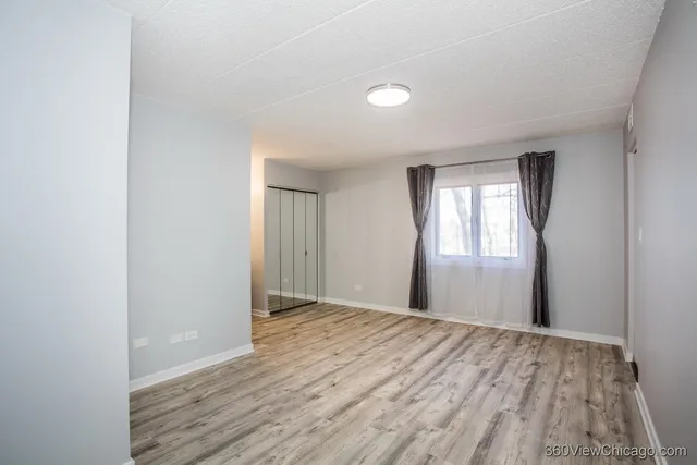 $229,900 | 8415 West 95th Street, Unit 24, Hickory Hills, IL 60457