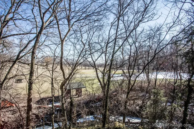 $229,900 | 8415 West 95th Street, Unit 24, Hickory Hills, IL 60457