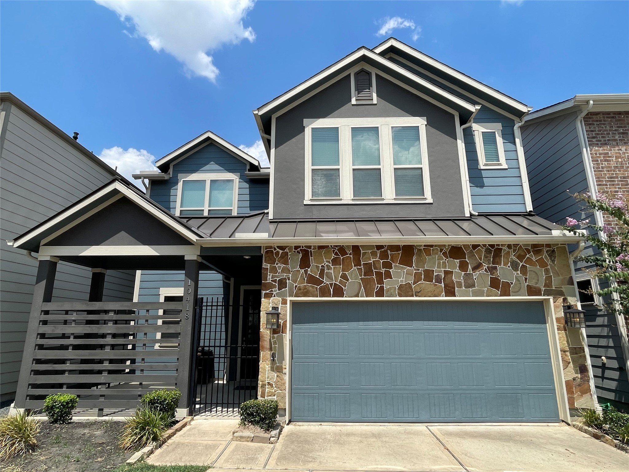 10418 Quiet Courtyard Road Houston, TX 77043 - Photo 4 of 48