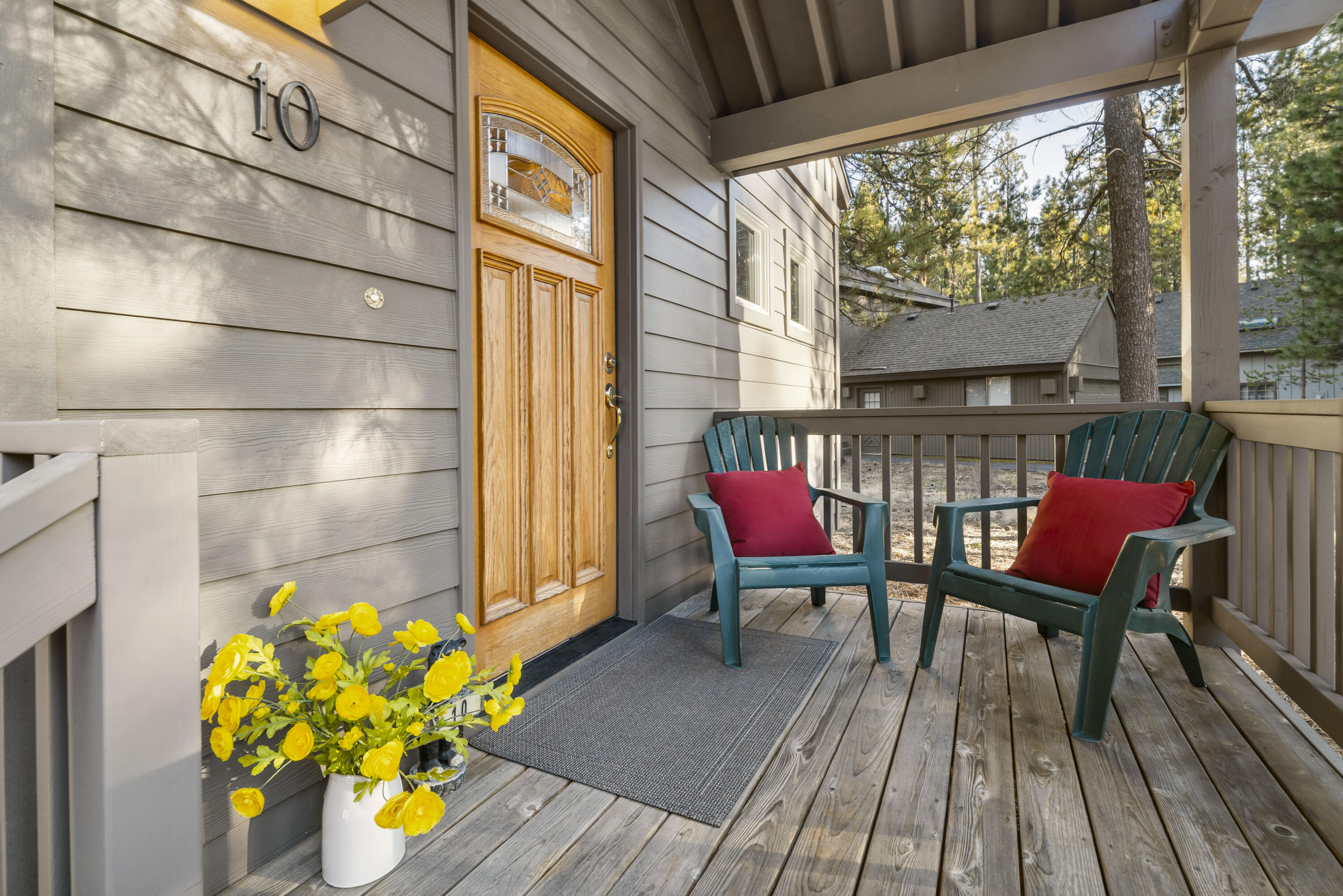 57532 Tamarack Lane, Unit 10 Sunriver, OR 97707 - Photo 18 of 21 Entrance