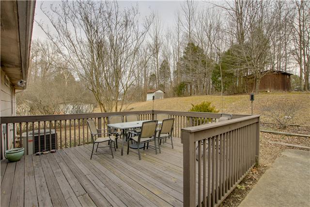 375 Edmondson Ferry Road Clarksville, TN 37040 - Photo 3 of 20 HUGE Deck in the backyard! Great for outdoor entertaining and just relaxing.