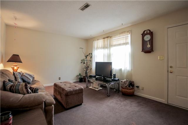 375 Edmondson Ferry Road Clarksville, TN 37040 - Photo 7 of 20 2nd view of living room.