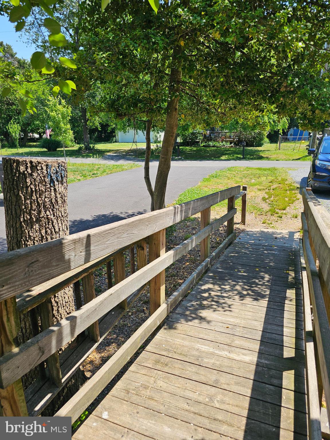 31 6th Street Colonial Beach, VA 22443 - Photo 13 of 17 Ramp to Deck