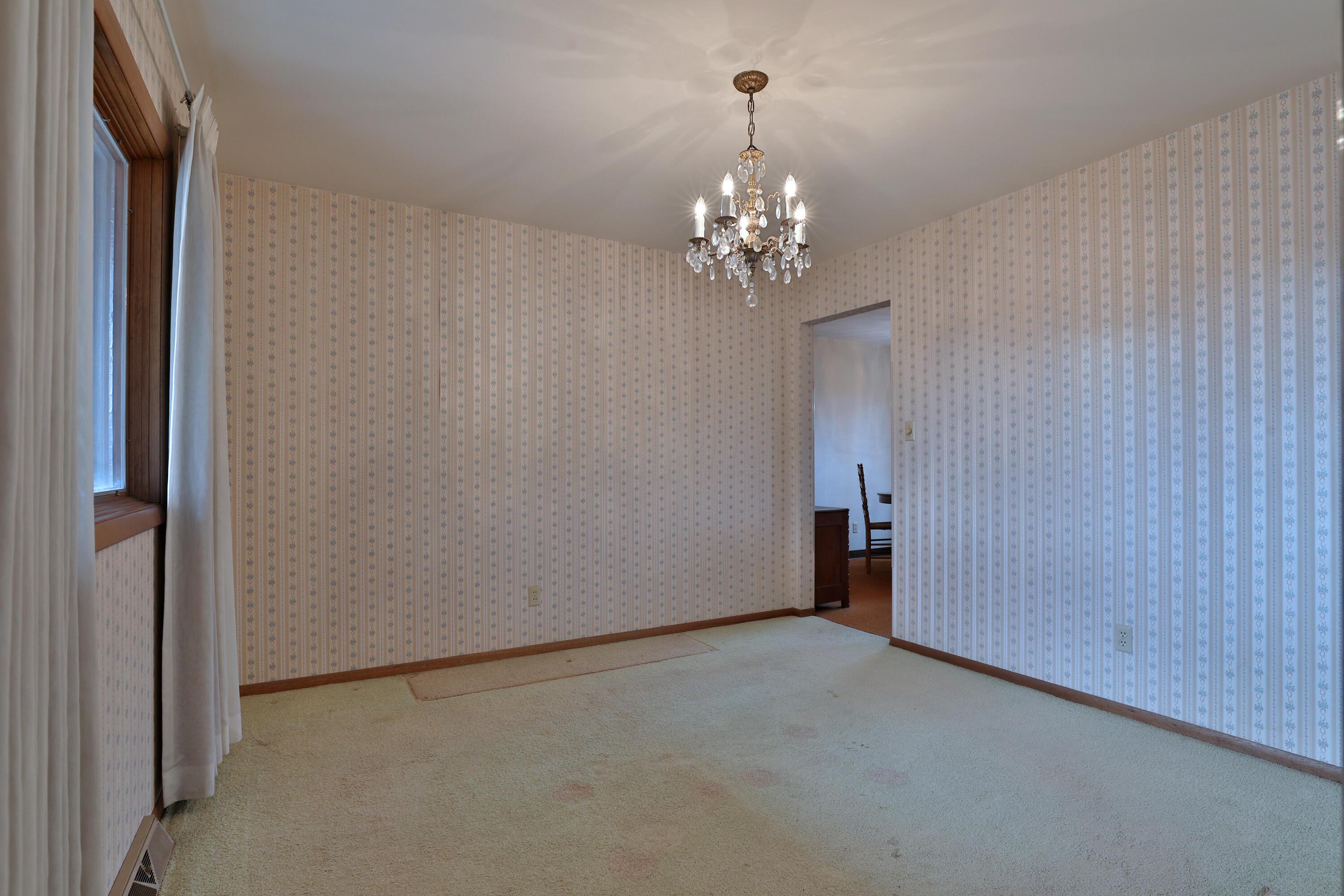 698 Chaffin Ridge Columbus, OH 43214 - Photo 12 of 50 698-ChaffinRidge-11