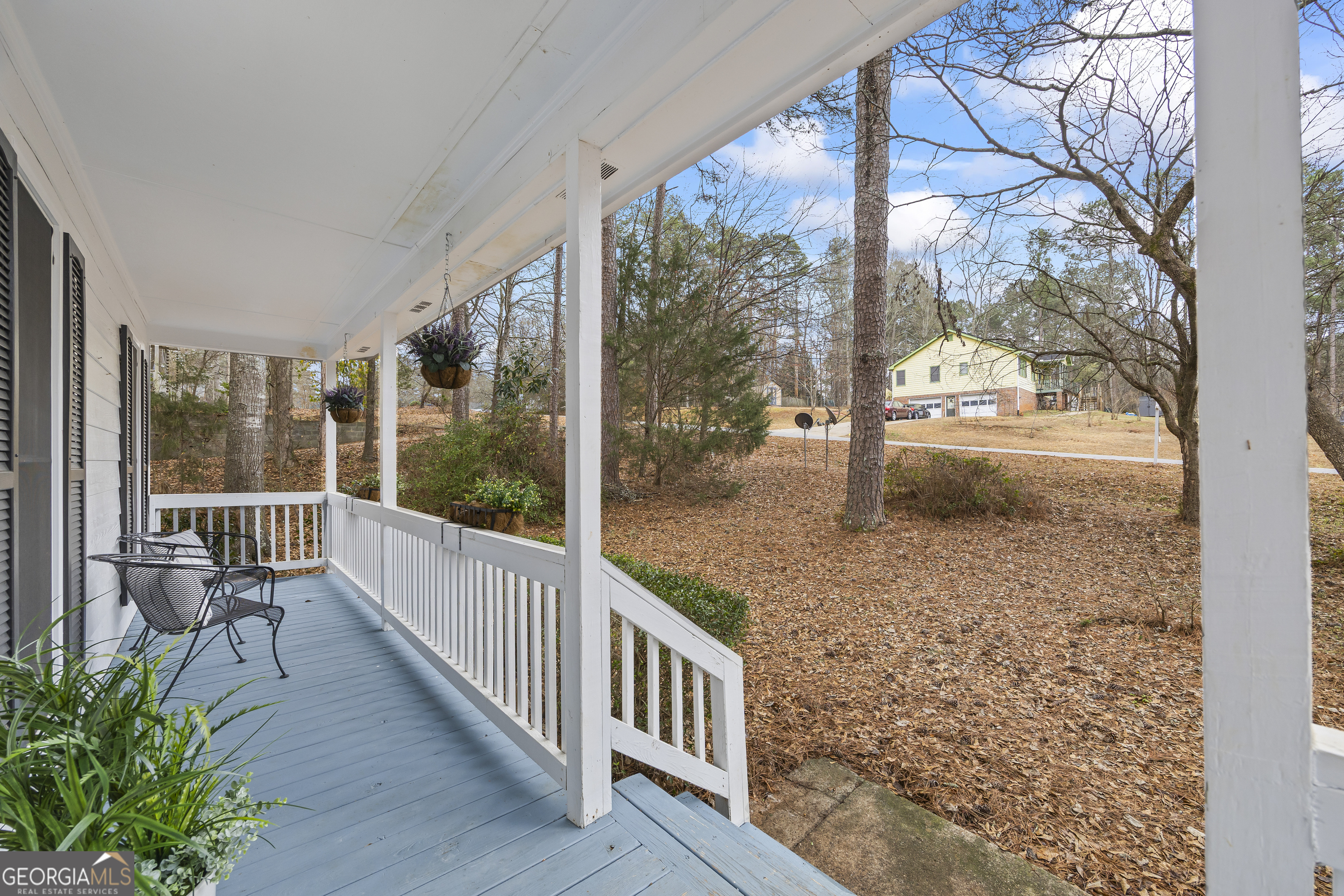 129 Pheasant Run Bogart, GA 30622 - Photo 5 of 50 a view of a porch