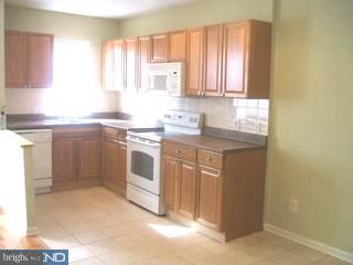1116 Atwood Road Philadelphia, PA 19151 - Photo 2 of 4 Gallery Image 2