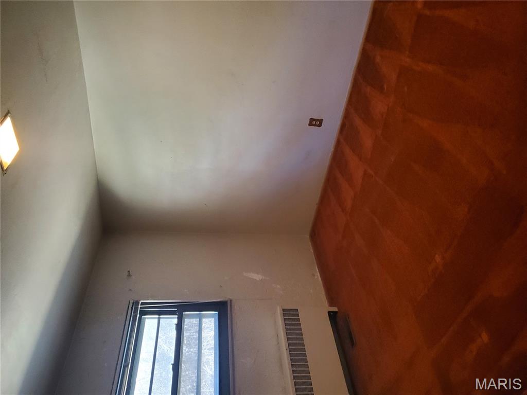 9005 Lebanon Road Belleville, IL 62223 - Photo 17 of 47